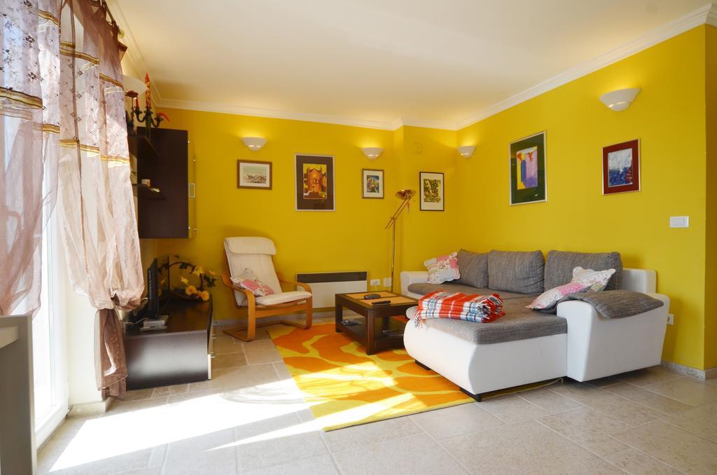 Apartment Kare Ровинь Экстерьер фото